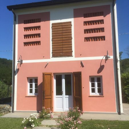Le Mas Di Laura Hotel Ortonovo Exterior photo